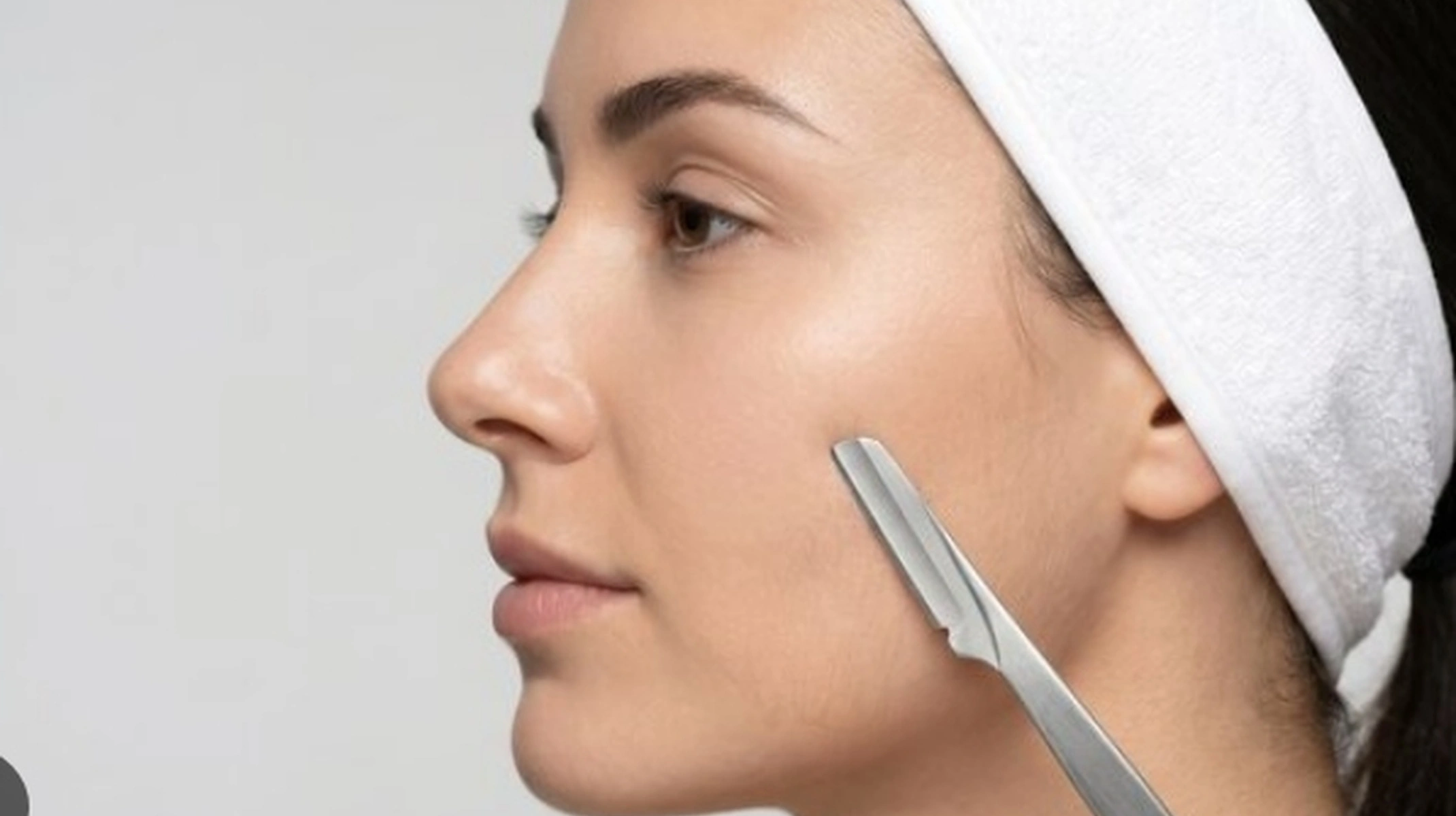 Dermaplaning Benefits and Side Effects: Procedure, Results, and Aftercare Explained